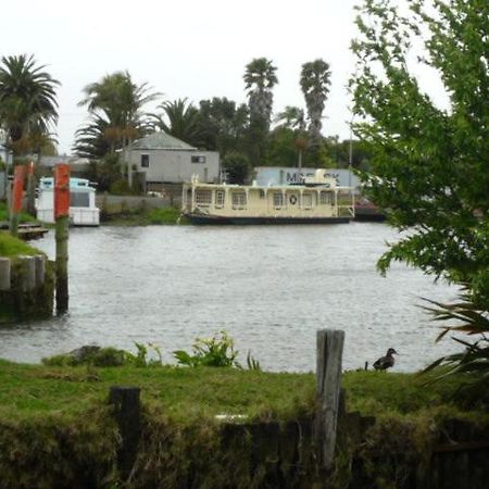Blue House Villa Awanui Eksteriør billede