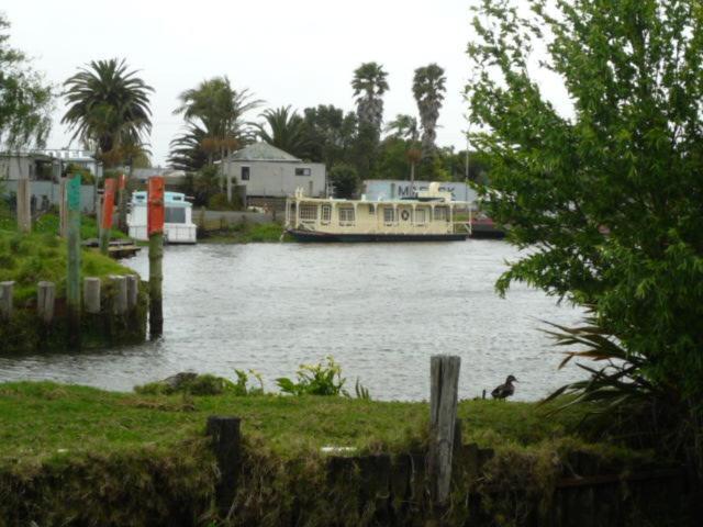 Blue House Villa Awanui Eksteriør billede